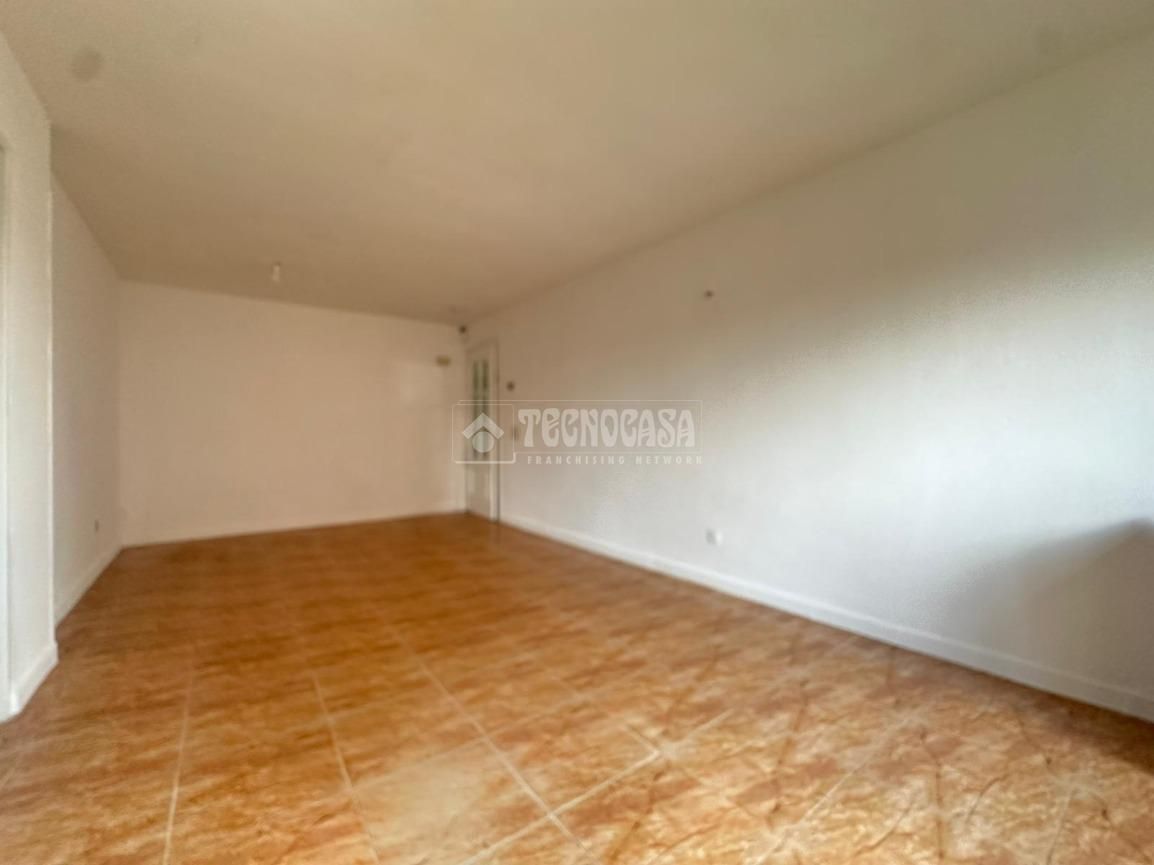 Flat for sale in  Madrid Capital  with Terrace