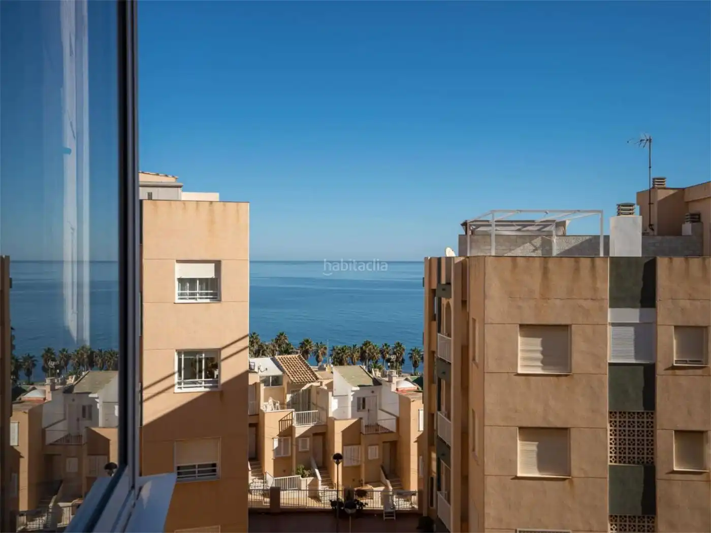 Appartamento con piscina in affitto a Urbanización los Leandros 8