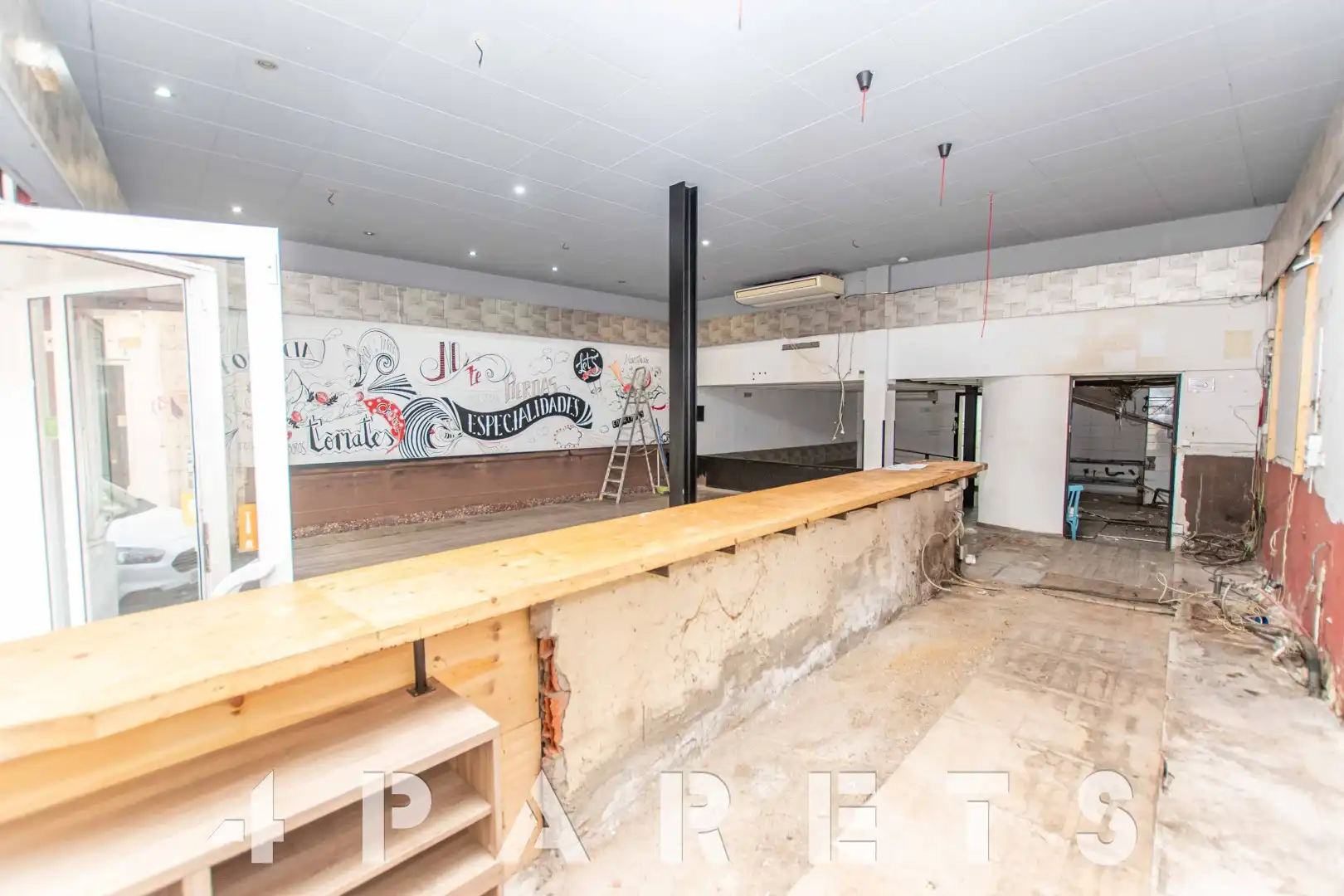 Commercial properties for sale in Canet de Mar  with Air Conditioner