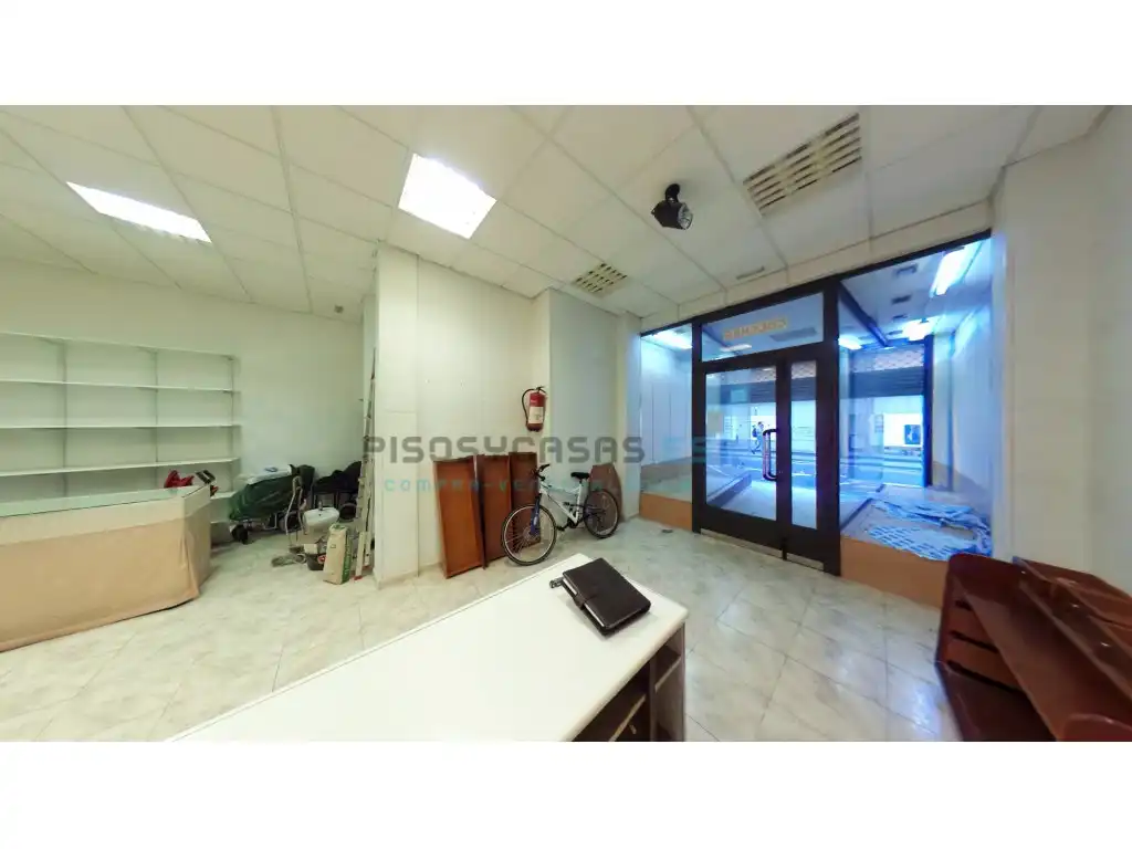 Local en venta en Zaragoza con Amueblado