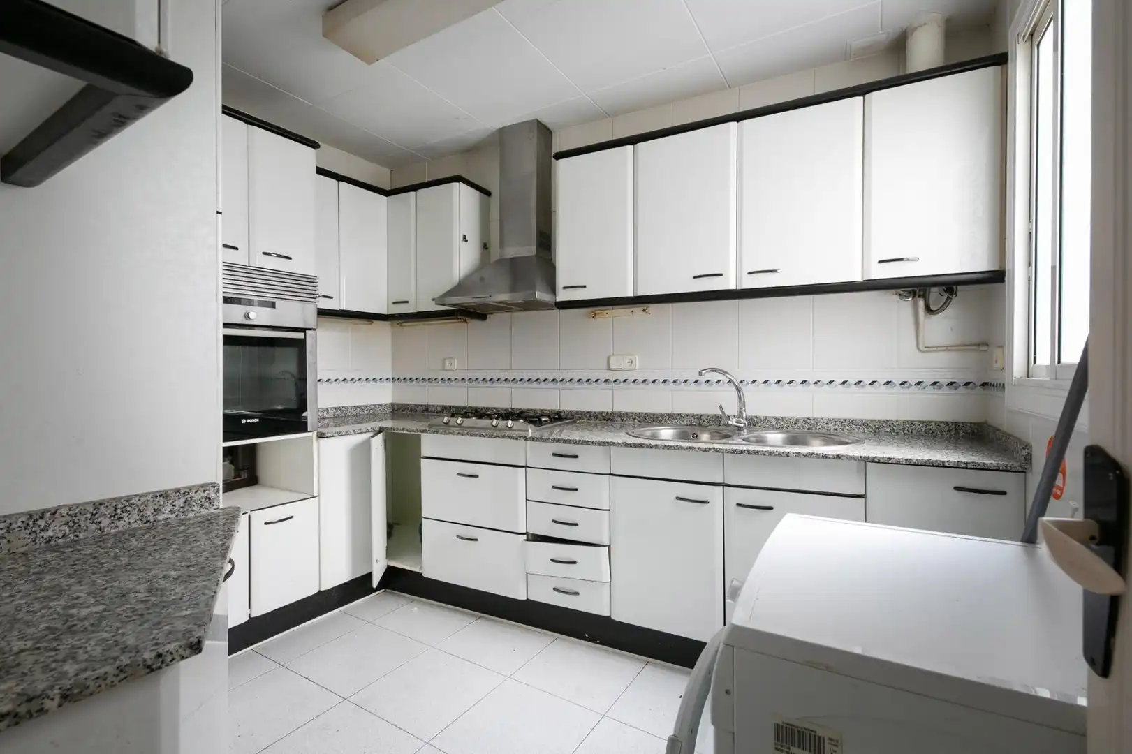Kitchen of Flat for sale in Barcelona