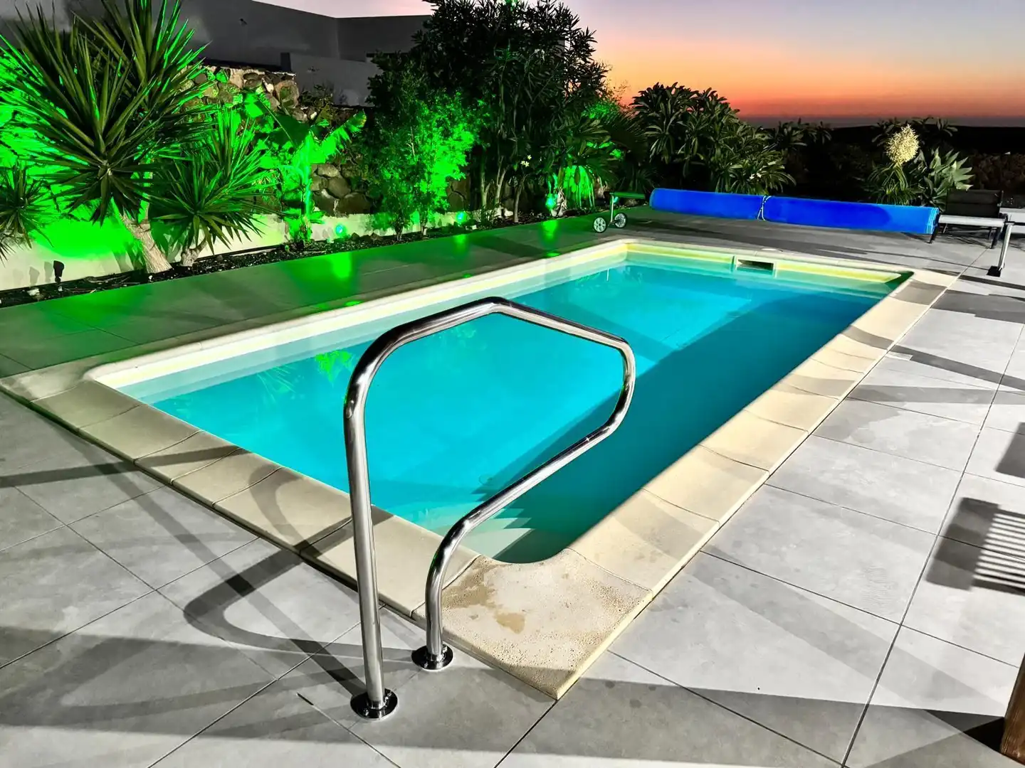 Swimming pool of Houses for sale in La Oliva  with Air Conditioner, Private garden and Terrace