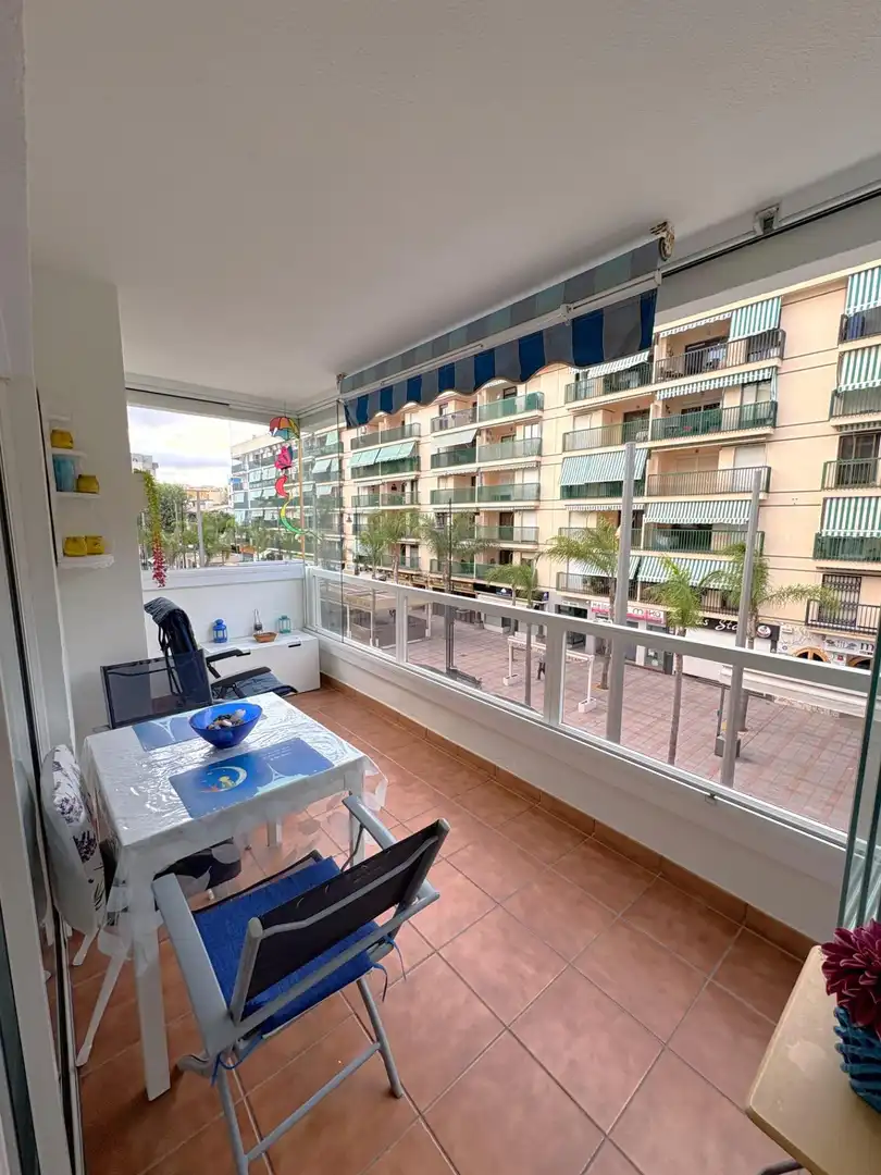 Terrasse von Wohnung zum Verkauf in Fuengirola mit Klimaanlage, Heizung und Terrasse