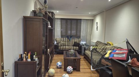 Foto 2 de Piso en venta en Barbadás, Ourense
