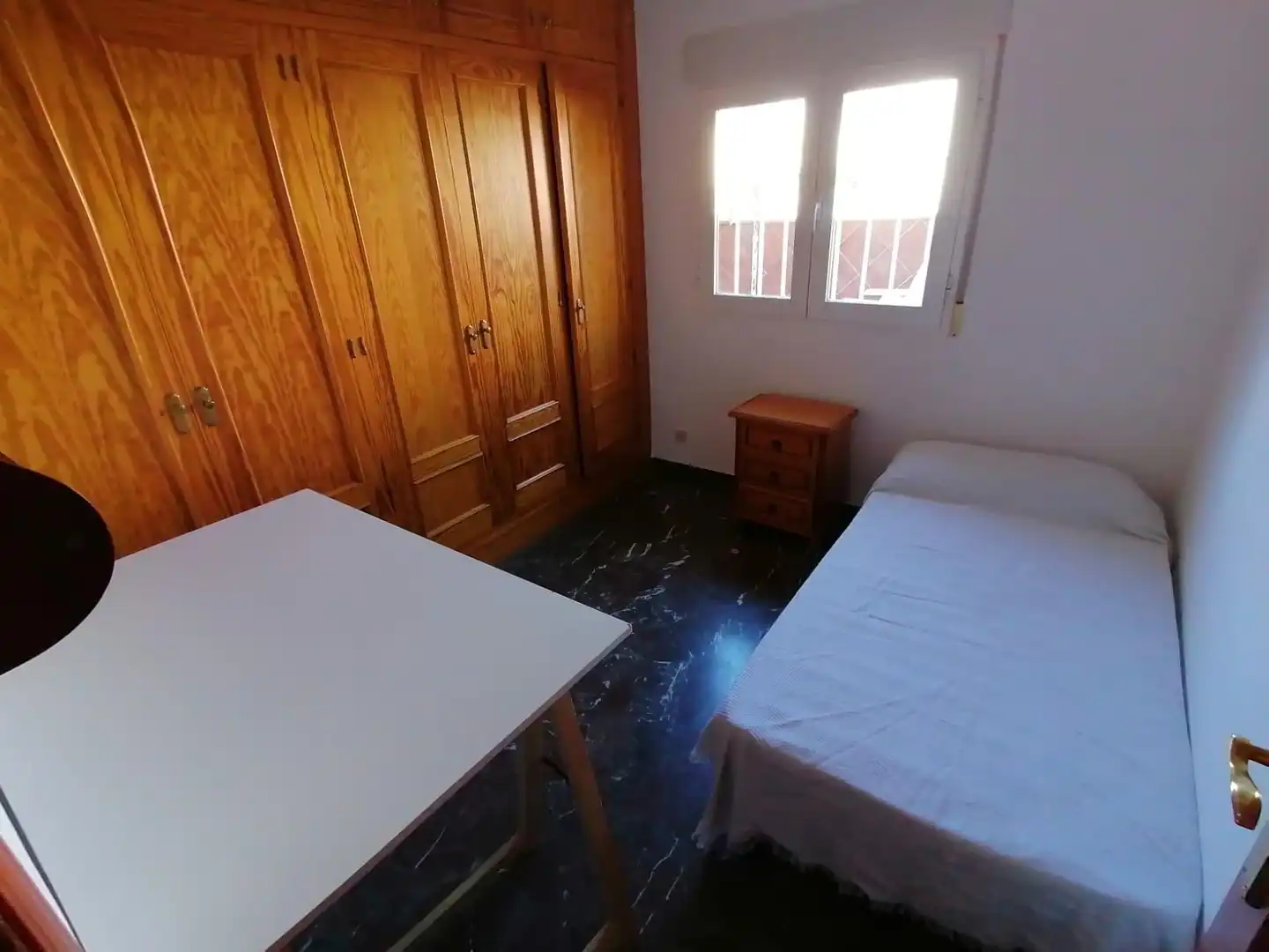 Schlafzimmer von Wohnung zur Miete in Granada