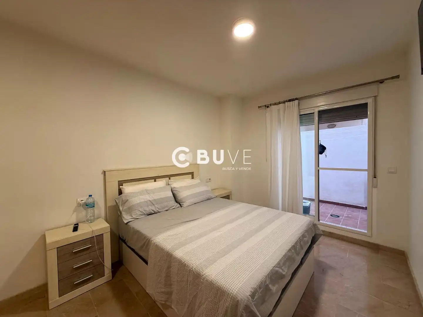 Bedroom of Flat for sale in Ador  with Air Conditioner, Terrace and Furnished