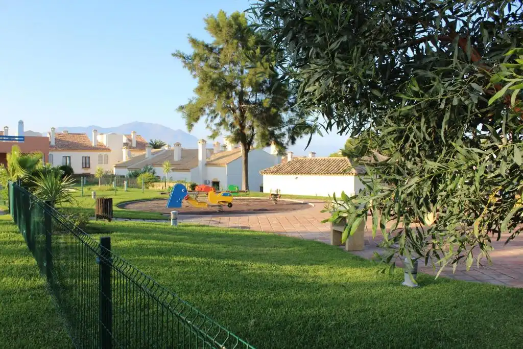 Jardí de Apartament en venda en Manilva amb Aire condicionat, Calefacció i Terrassa