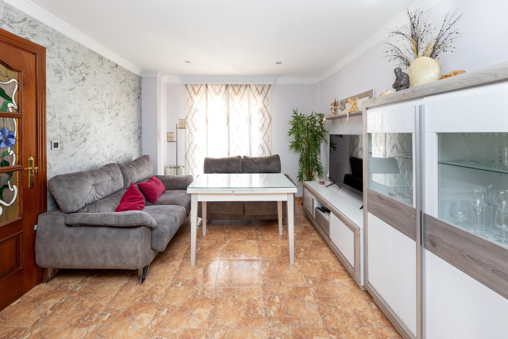 Living room of Single-family semi-detached for sale in Armilla  with Air Conditioner, Heating and Storage room