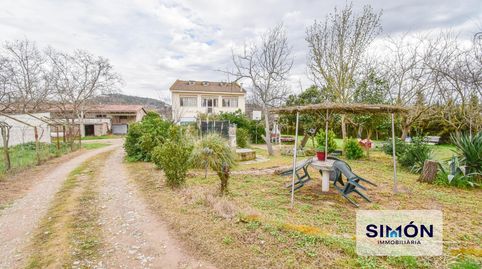 Masía en Sant Fruitós de Bages, en muy buen estado, con 2.350m2 10 hab y gran terreno exterior!