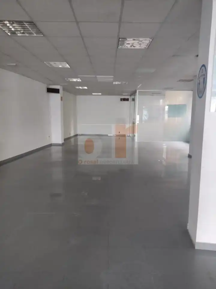 Business premises to rent in Coiro, imagen 6