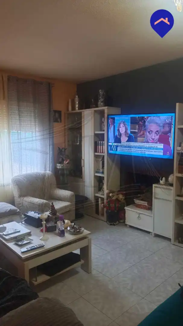 Sala de estar de Casa o chalet en venta en Pioz con Jardín privado, Internet y Alarma