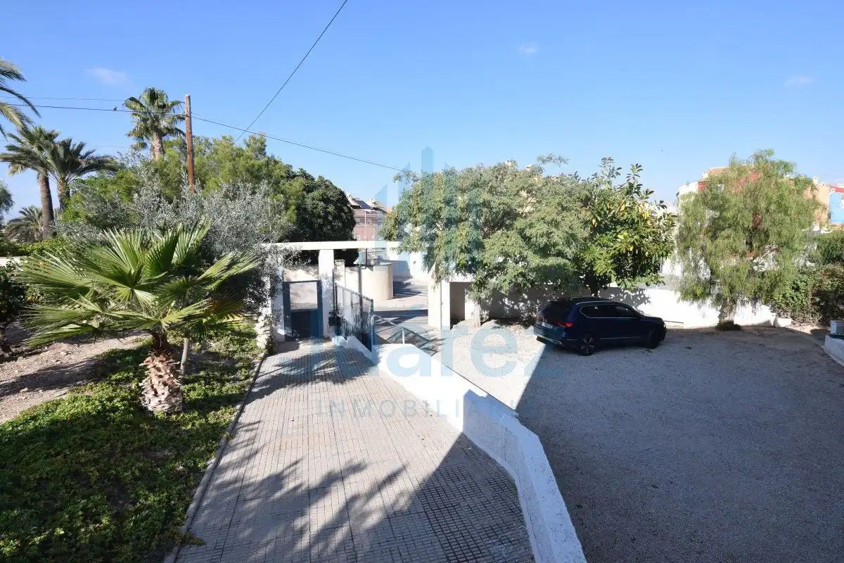 Exterior view of Houses for sale in Mutxamel  with Air Conditioner, Heating and Parquet flooring