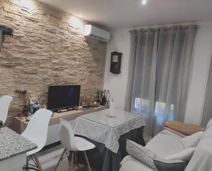 Sala d'estar de Apartament de lloguer en  Córdoba Capital amb Aire condicionat, Moblat i Rentadora