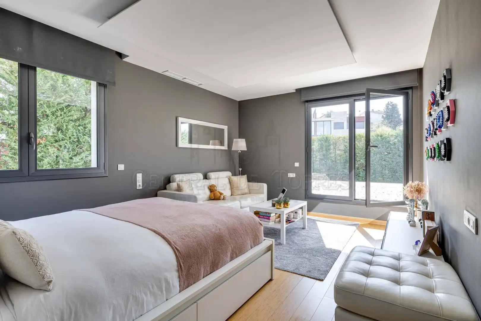 Dormitori de Casa o xalet en venda en Sant Cugat del Vallès amb Aire condicionat, Calefacció i Jardí privat