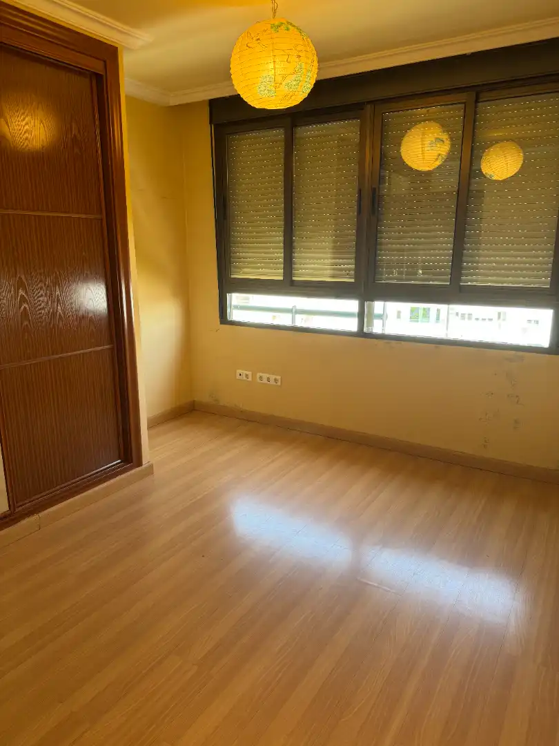 Habitación de Piso en venta en Sevilla con Aire acondicionado, Calefacción y Parquet