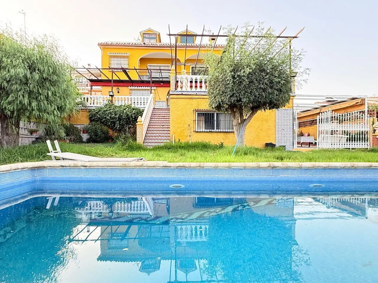 Detached house with pool for sale in Almayate, imagen 2