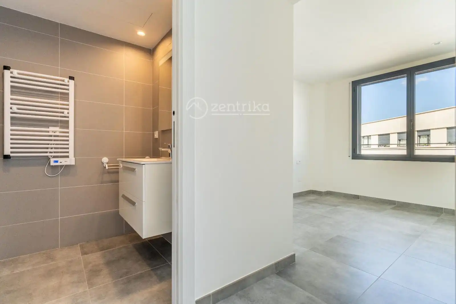 Baño de Piso en venta en Cambrils con Aire acondicionado, Calefacción y Terraza