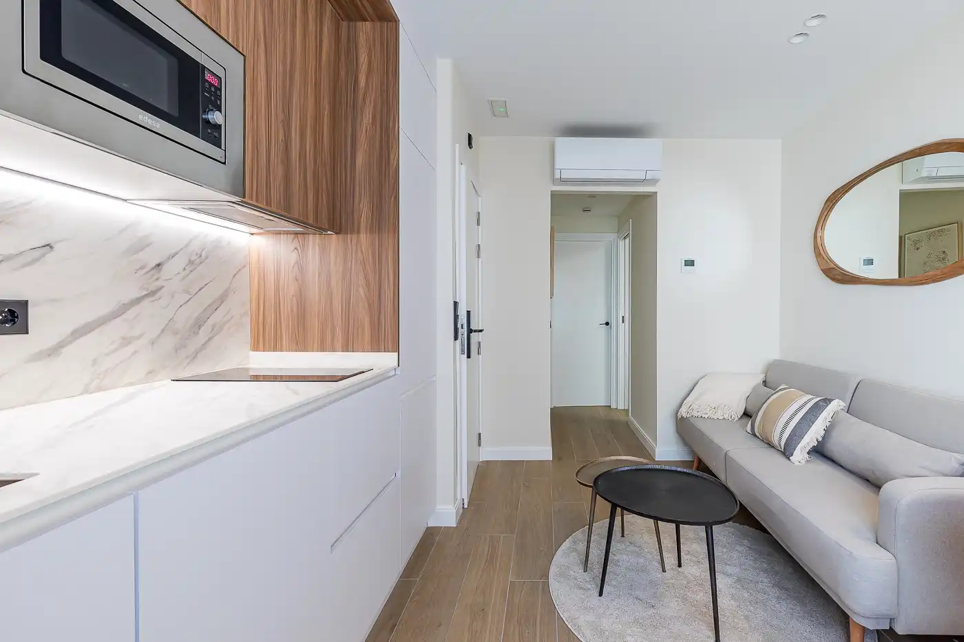 Living room of Houses for rent in Madrid  with Air Conditioner, Heating and Furnished