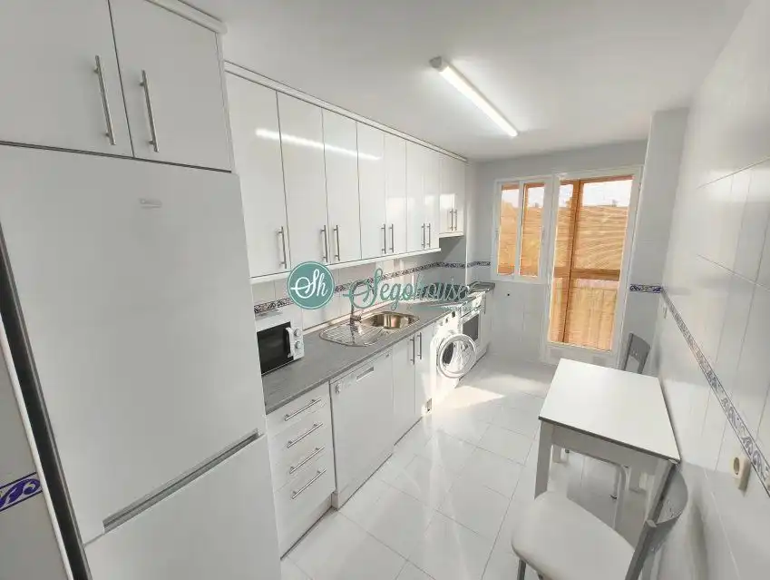 Küche von Wohnung zur Miete in Segovia mit Heizung, Parkett und Terrasse