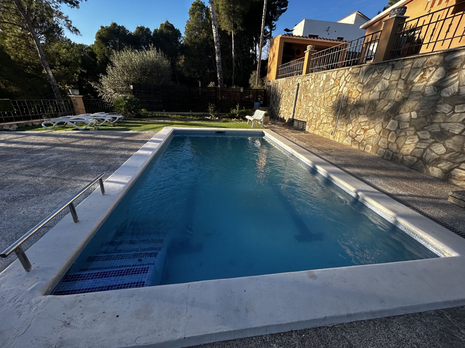 Piscina de Casa o chalet en venta en Esparreguera con Aire acondicionado, Calefacción y Terraza