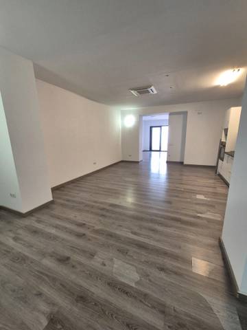 Local comercial en Alquiler en Àvila en La Vila Olímpica del Poblenou
