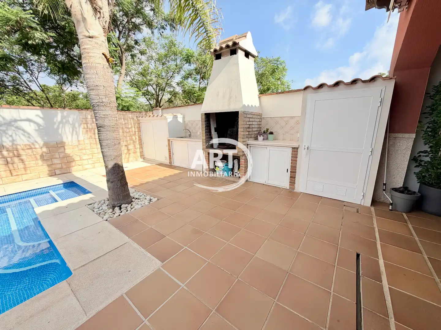 Jardí de Casa adosada en venda en La Pobla de Vallbona amb Aire condicionat, Calefacció i Jardí privat