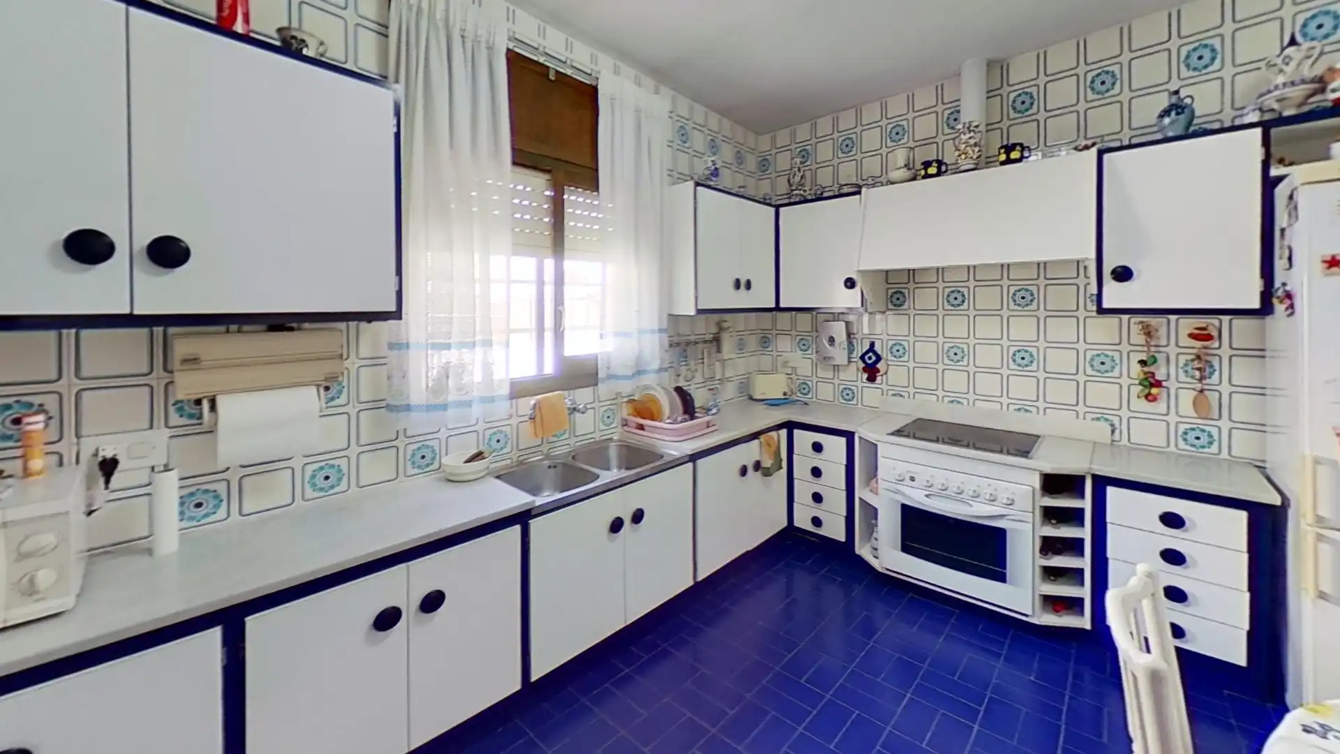 Cuina de Casa o xalet en venda en Vinaròs amb Jardí privat, Terrassa i Traster