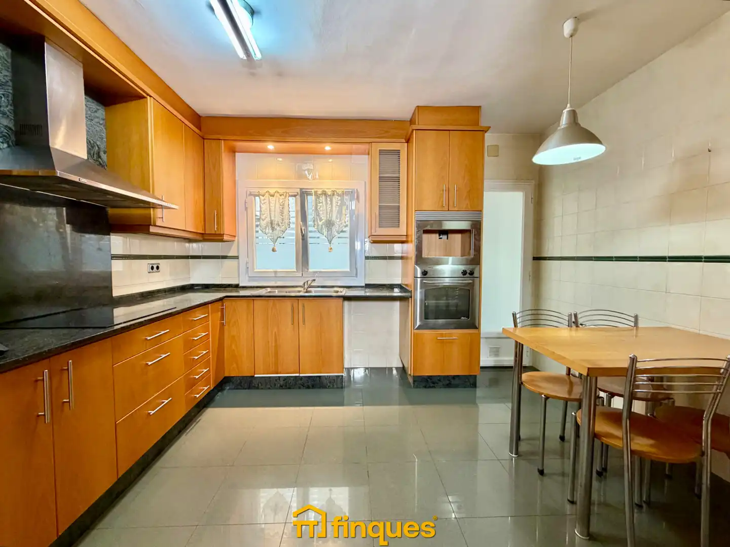 Cocina de Piso en venta en Mollet del Vallès con Aire acondicionado, Calefacción y Parquet