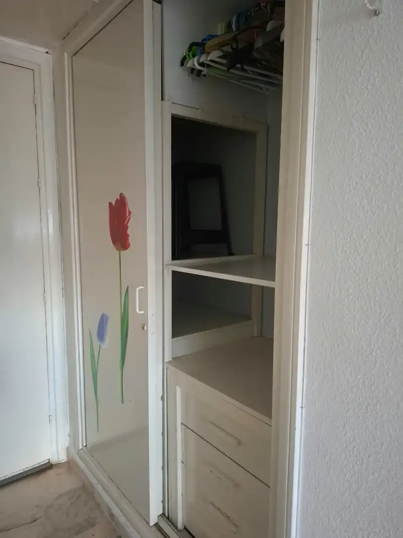 Wohnung zur Miete in Calle Secoya, Parque Alcosa