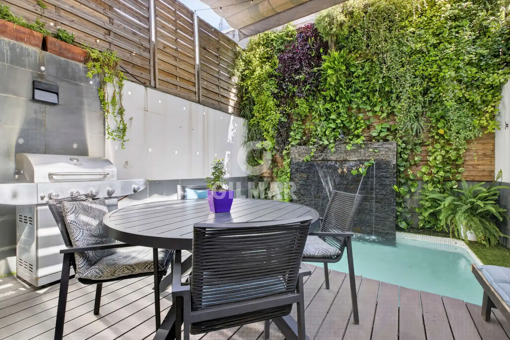Terrasse von Einfamilien-Reihenhaus zum Verkauf in Sevilla mit Heizung und Schwimmbad