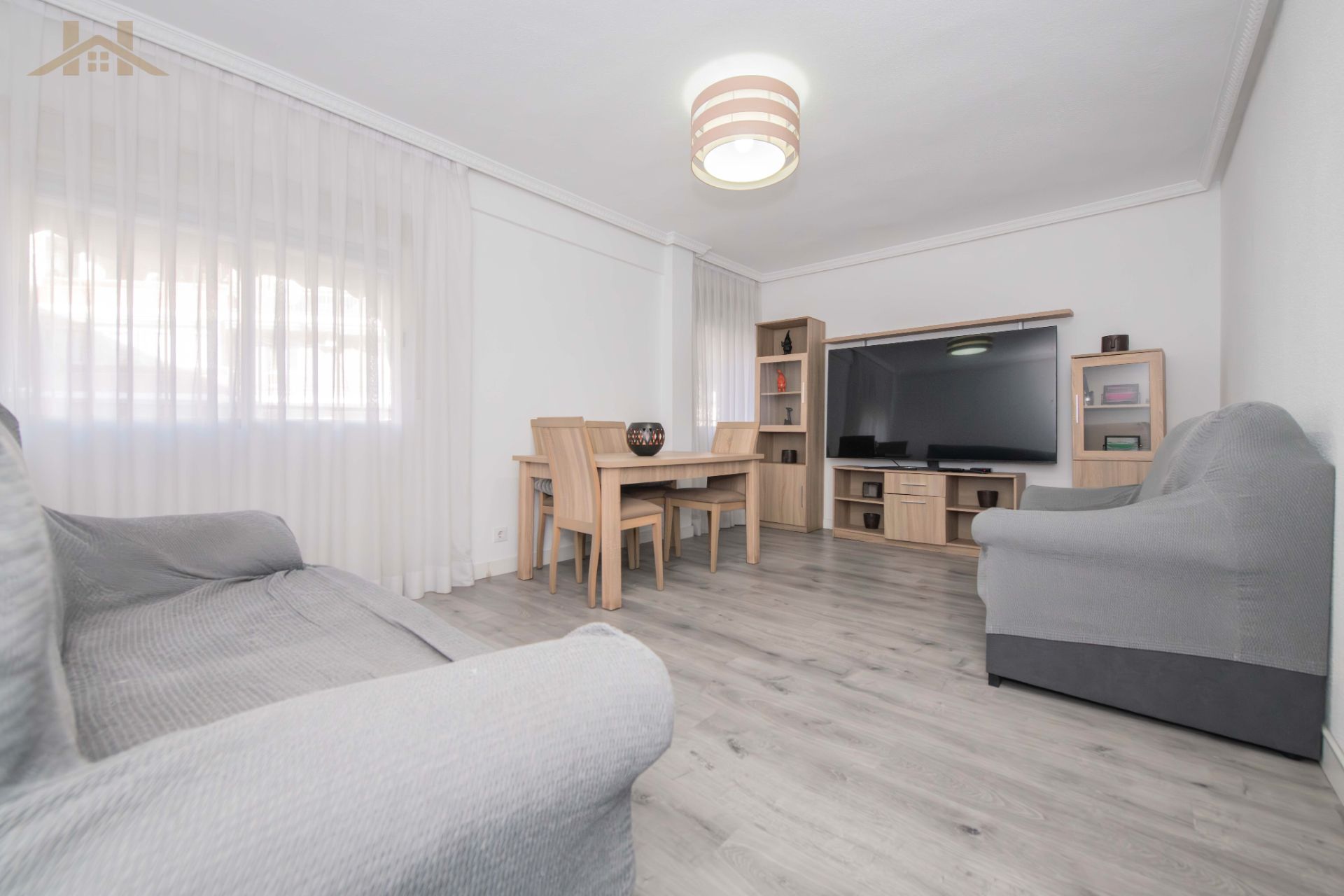 Living room of Flat for sale in Fuenlabrada  with Air Conditioner, Heating and Oven