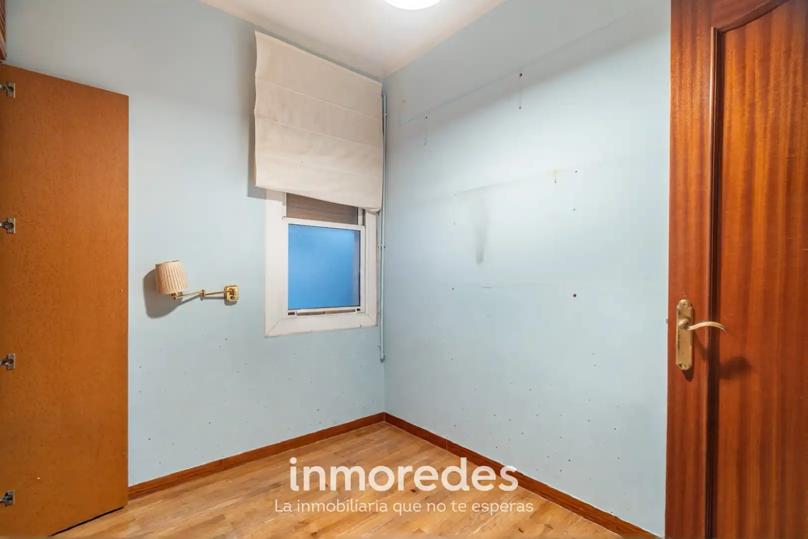 Vista exterior de Piso en venta en Barcelona con Parquet y Horno