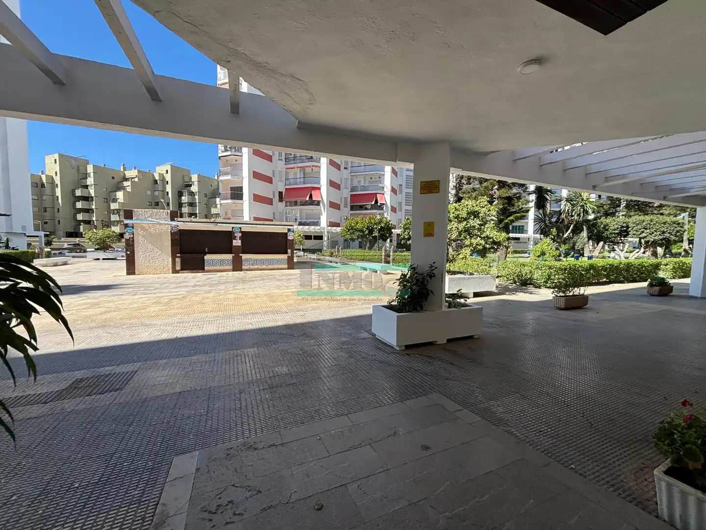 Parkplatz von Wohnung zum Verkauf in Salobreña mit Klimaanlage, Terrasse und Möbliert