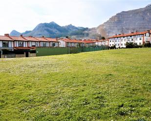Exterior view of House or chalet for sale in Castro-Urdiales