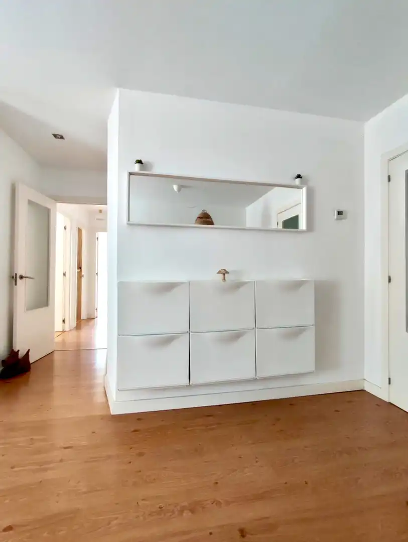 Flat for rent in Mompía - Avenida de la Libertad, Mompia