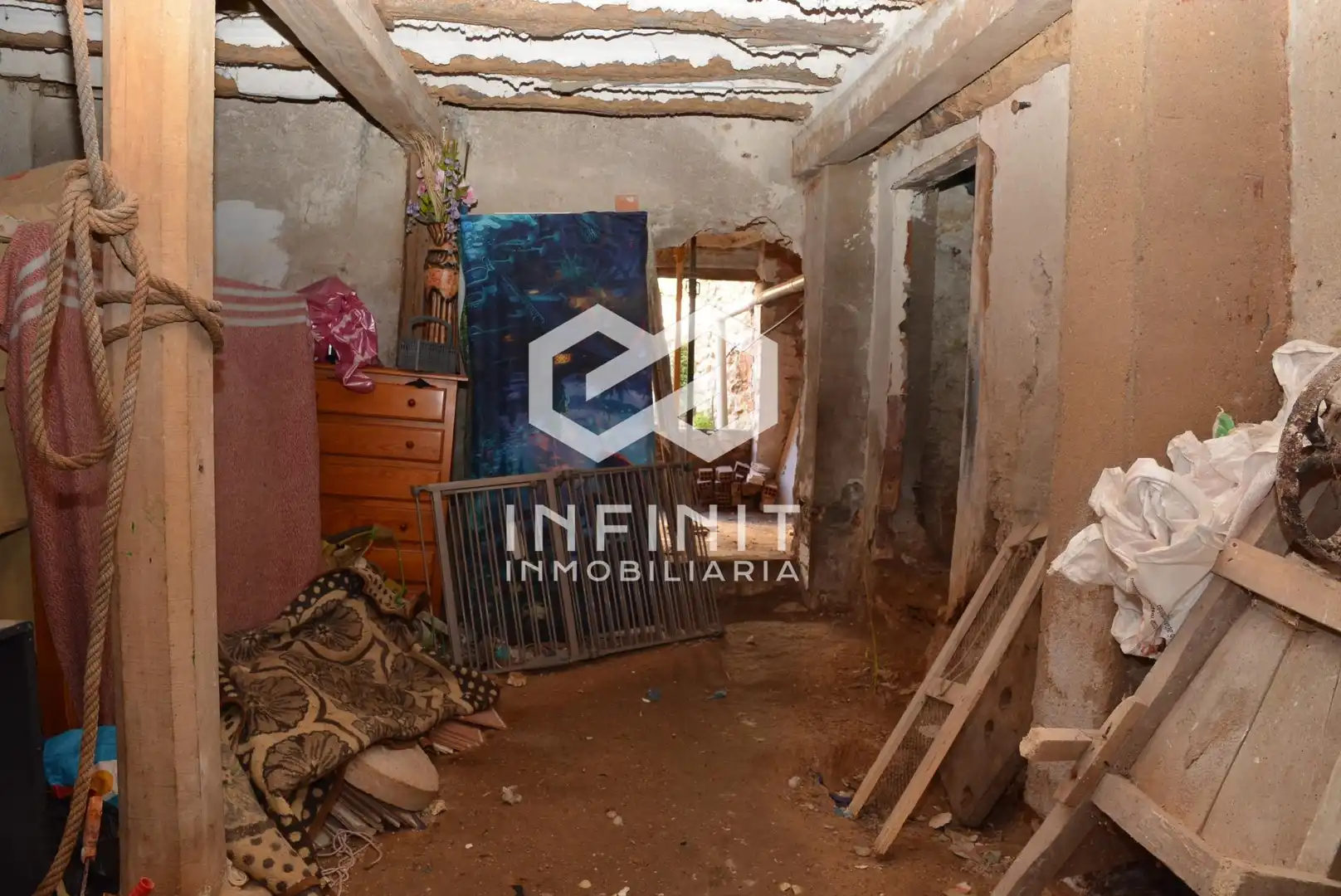 Casa o xalet en venda en Moratilla de los Meleros amb Traster i Balcó