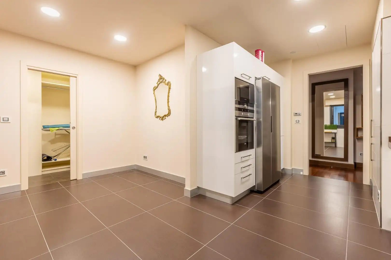 Cocina de Piso en venta en A Coruña Capital  con Calefacción, Jardín privado y Trastero