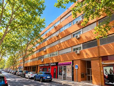 Flat with lift for sale in Calle JOAN MIRO