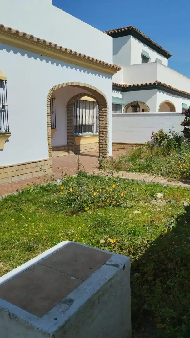 Chalet con jardín en venta en Pelagatos - Pago del Humo, imagen 2