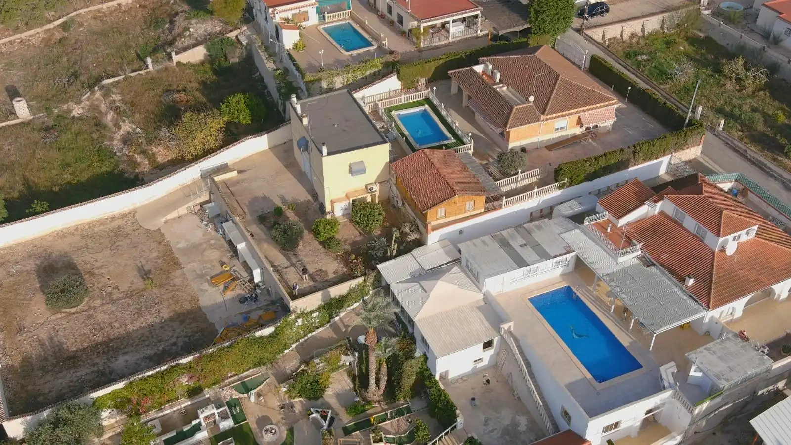 Vista exterior de Casa o xalet en venda en Albatera amb Aire condicionat, Calefacció i Jardí privat