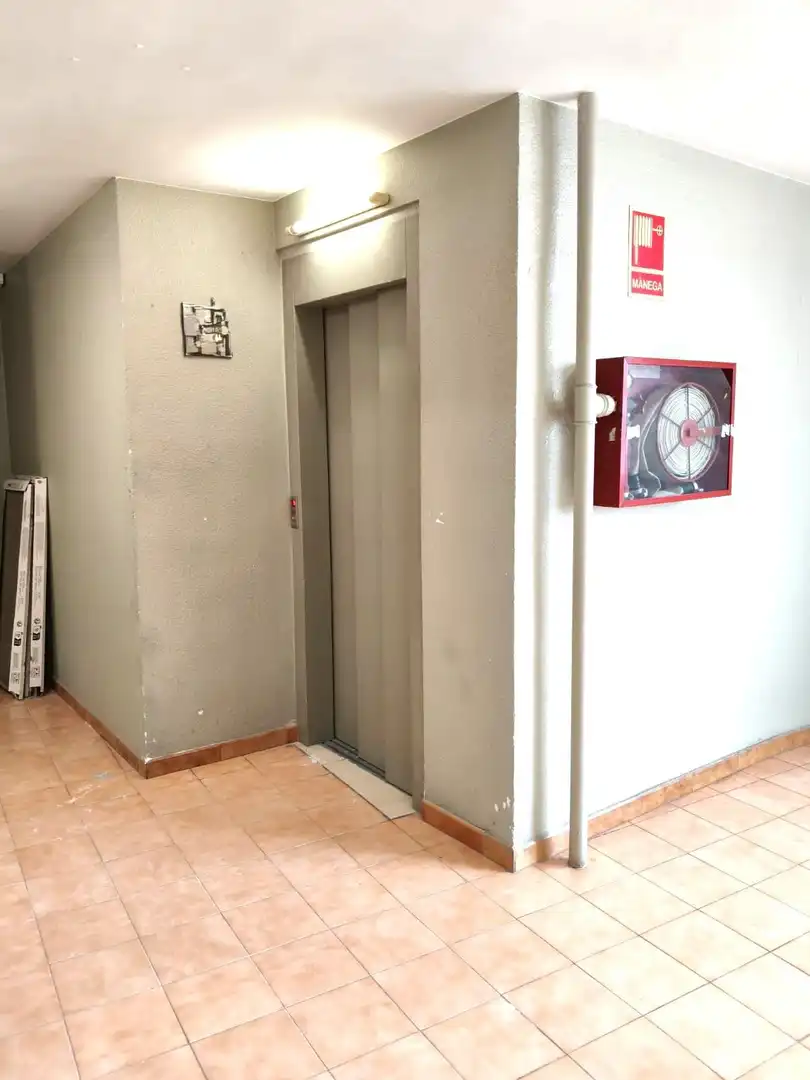 Flat for sale in Instituts