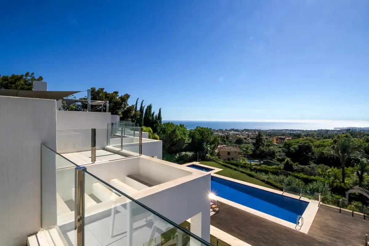 Terrassa de Casa adosada de lloguer en Marbella amb Aire condicionat, Terrassa i Piscina