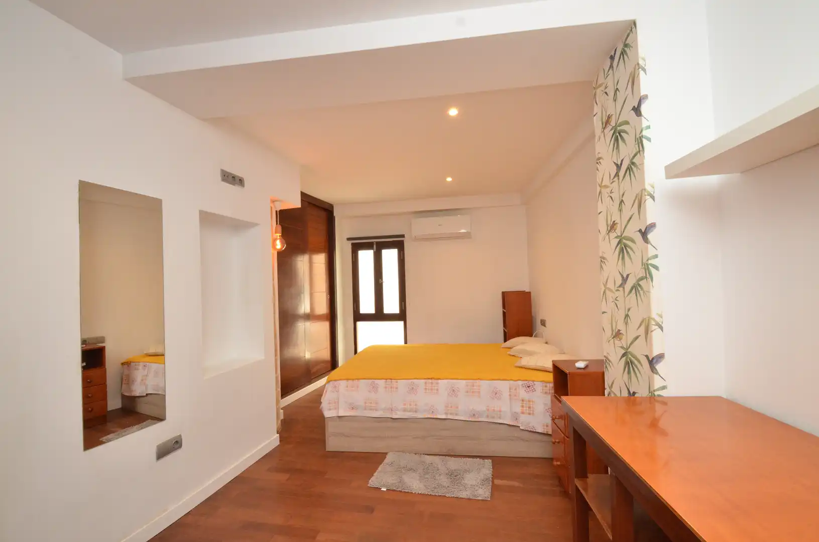 Bedroom of Flat for rent in  Palma de Mallorca  with Air Conditioner, Heating and Furnished