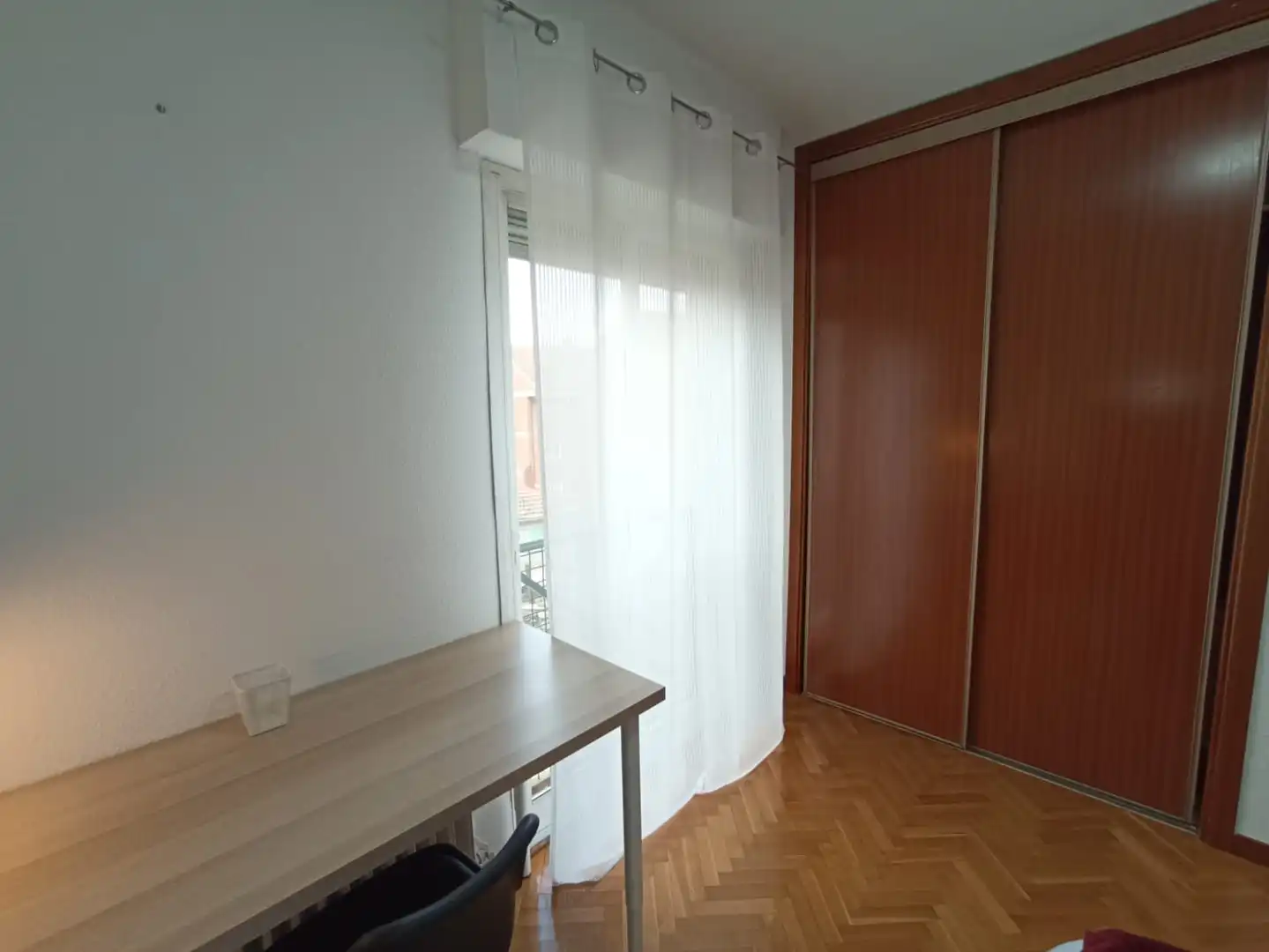 Room in Carretera de Torrelodones, 30, Casa Amarilla