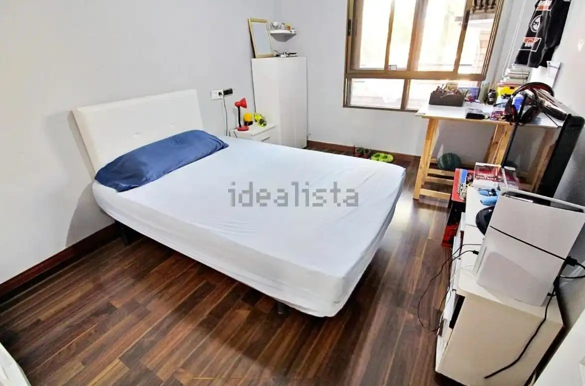 Dormitori de Pis en venda en Vila-real amb Aire condicionat i Balcó