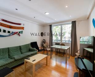 Exterior view of Flat for sale in  Madrid Capital  with Heating, Storage room and Oven