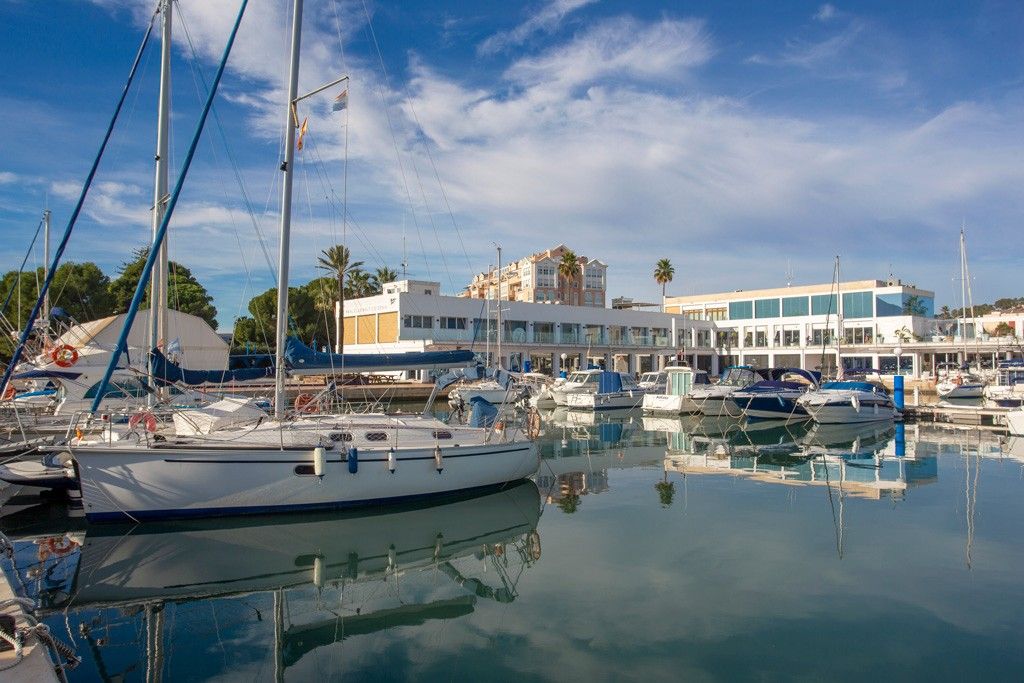 Vista exterior de Planta baixa en venda en Dénia amb Aire condicionat i Calefacció