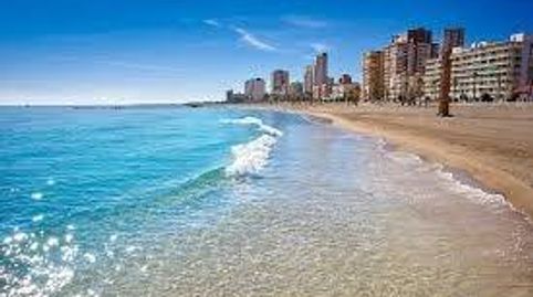 Foto 3 de Piso en venta en Los Ángeles, Alicante / Alacant