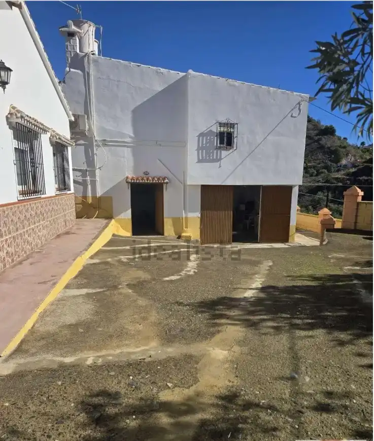 Exterior view of Houses for sale in Álora  with Air Conditioner, Private garden and Terrace