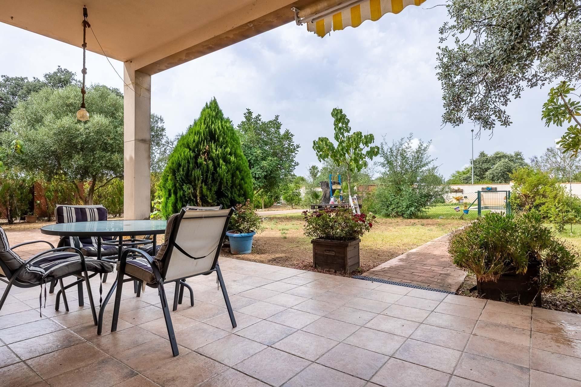 Terraza de Casa o chalet en venta en Sanlúcar la Mayor con Aire acondicionado, Jardín privado y Piscina